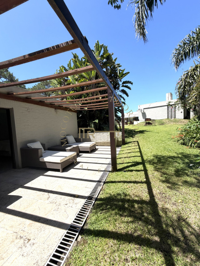 Casa ID.4223 - Casa en solida en excelente ubicación próxima a la playa