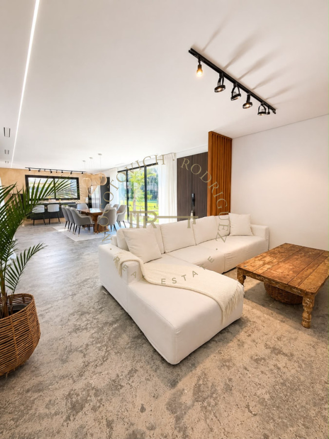 Casa ID.4415 - Casa en barrio privado La Cañada