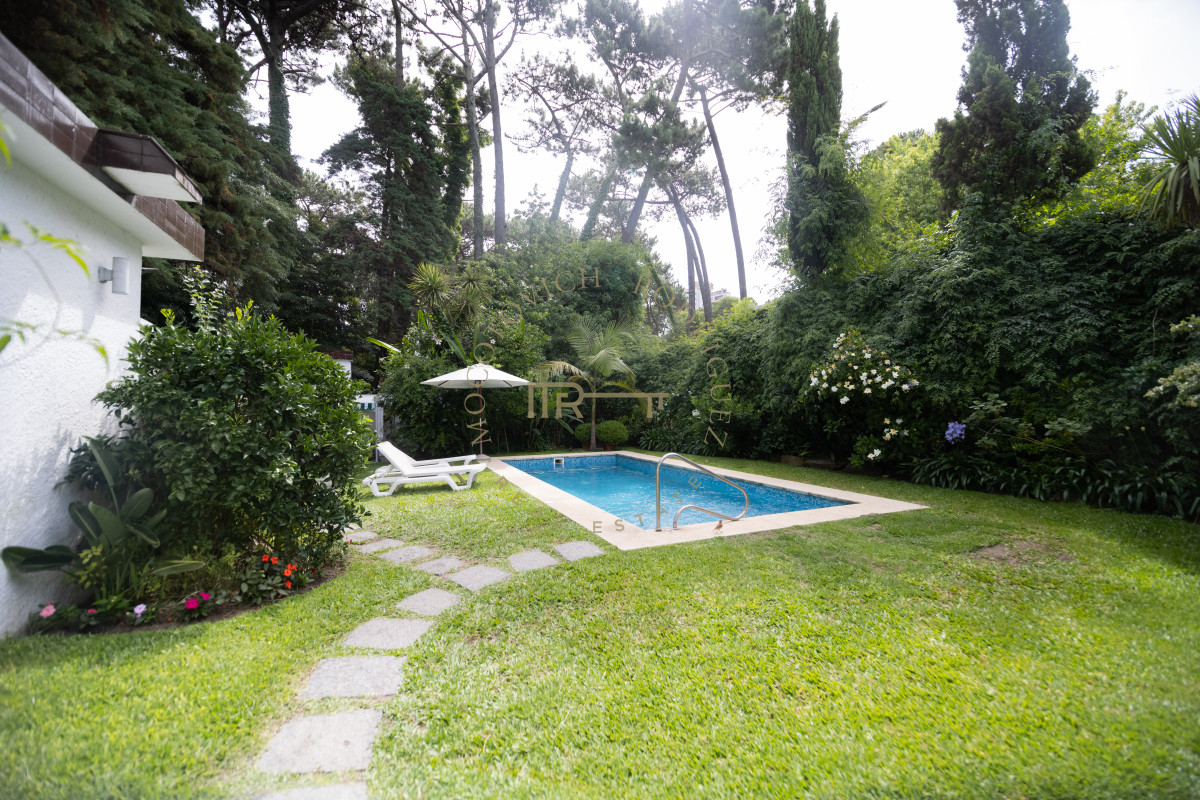 Casa ID.3139 - Casa en venta en Punta del Este de 3 dormitorios. 