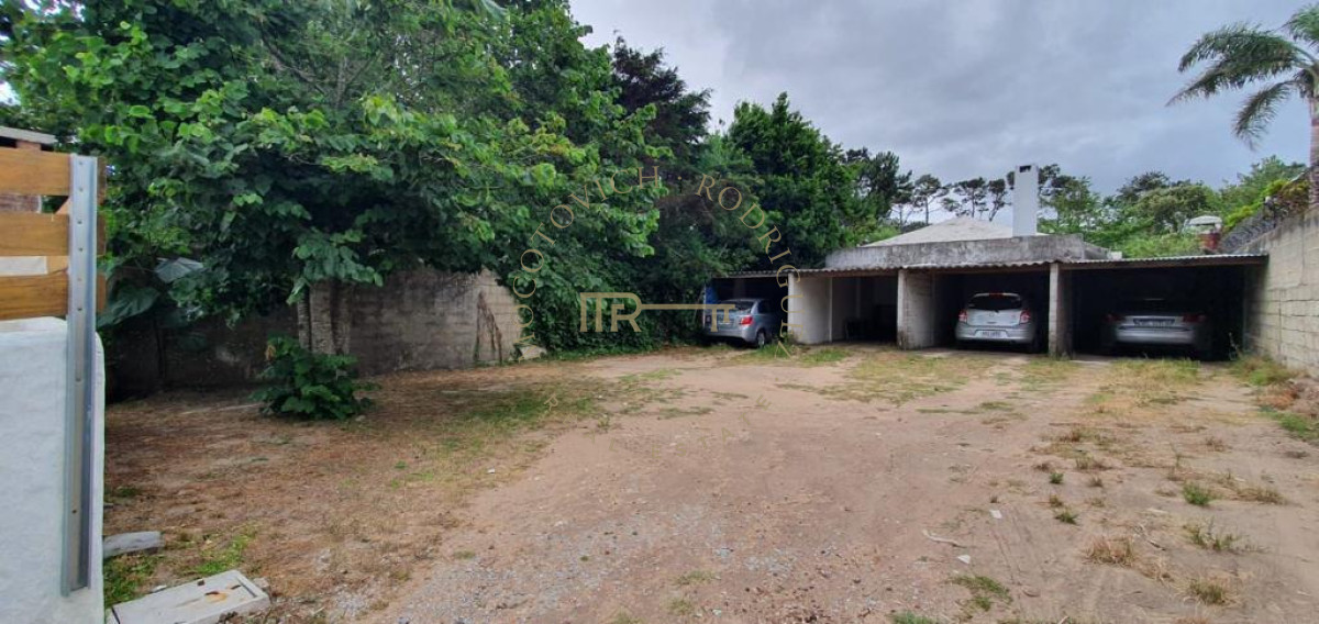Casa ID.3273 - Alquiler anual ph de 2 dormitorios y 1 baño mas toilette