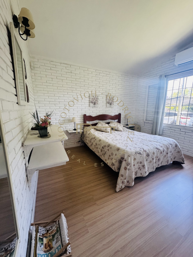 Casa ID.4119 - Casa en venta de 2 dormitorios en Lugano Punta del Este