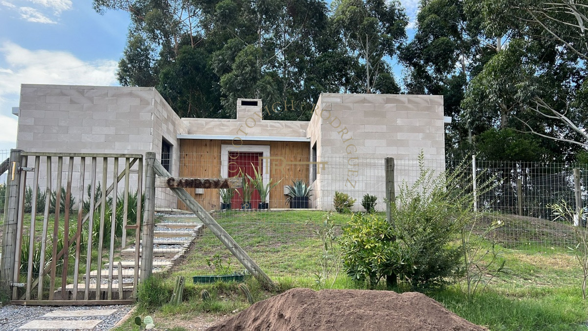 Casa ID.1403 - Casa en venta en Burnett. Punta del Este