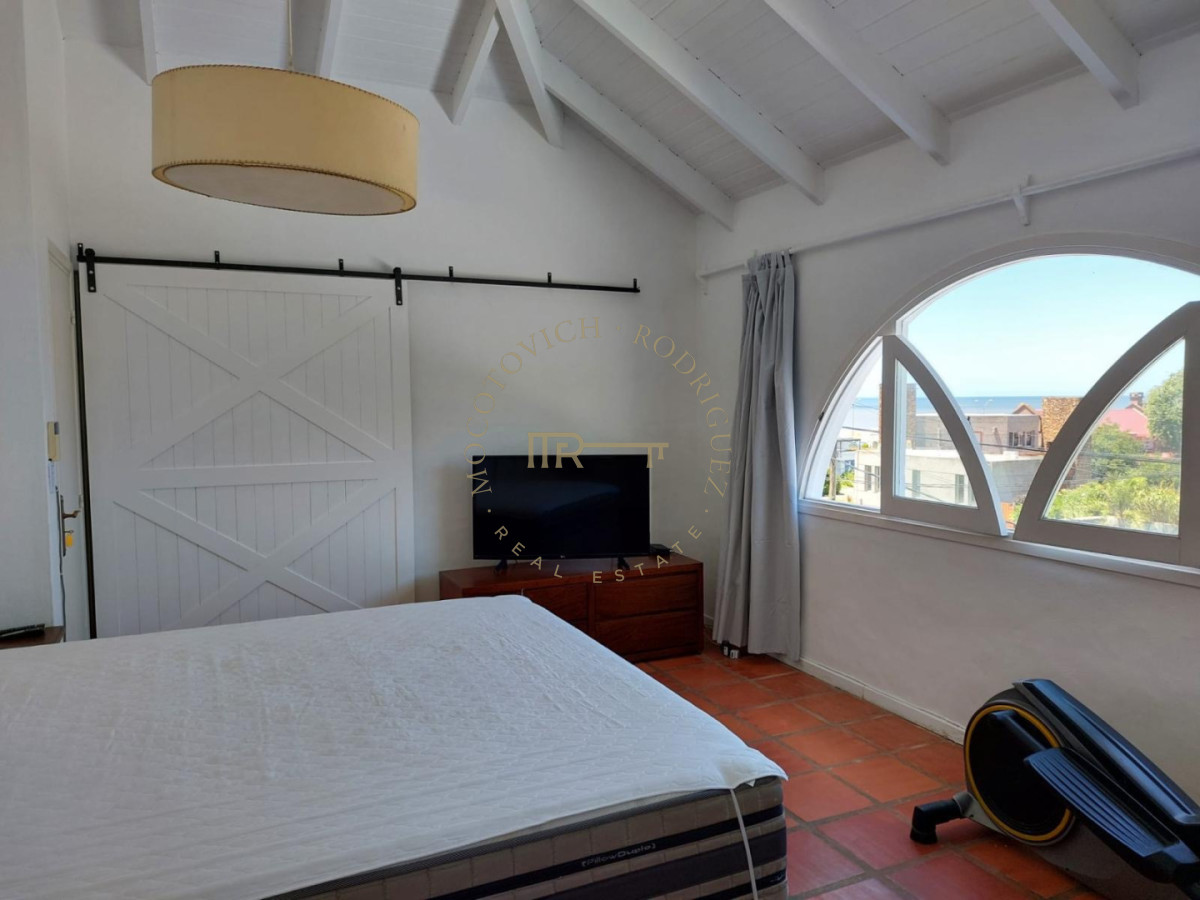 Casa ID.2396 - Casa de 4 dormitorios en alquiler enero. Montoya La Barra