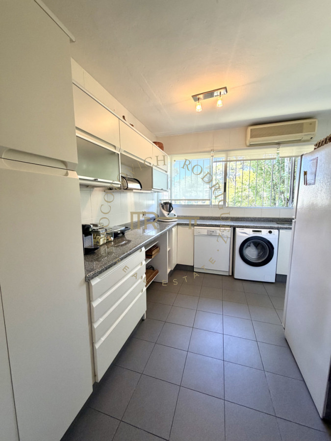 Casa ID.4223 - Casa en solida en excelente ubicación próxima a la playa