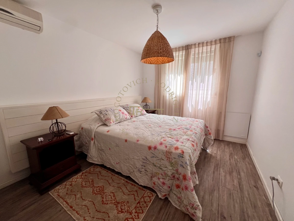 Casa ID.2447 - Hermosa casa de 4 dormitorios con piscina climatizada en alquiler temporal Punta del Este