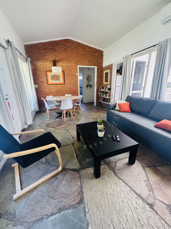 Casa ID.4119 - Casa en venta de 2 dormitorios en Lugano Punta del Este