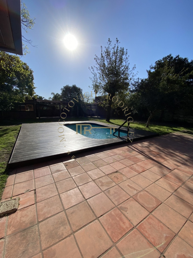 Casa ID.2124 - Venta Casa en Hermosa zona para vivir todo el año  Punta del Este. 