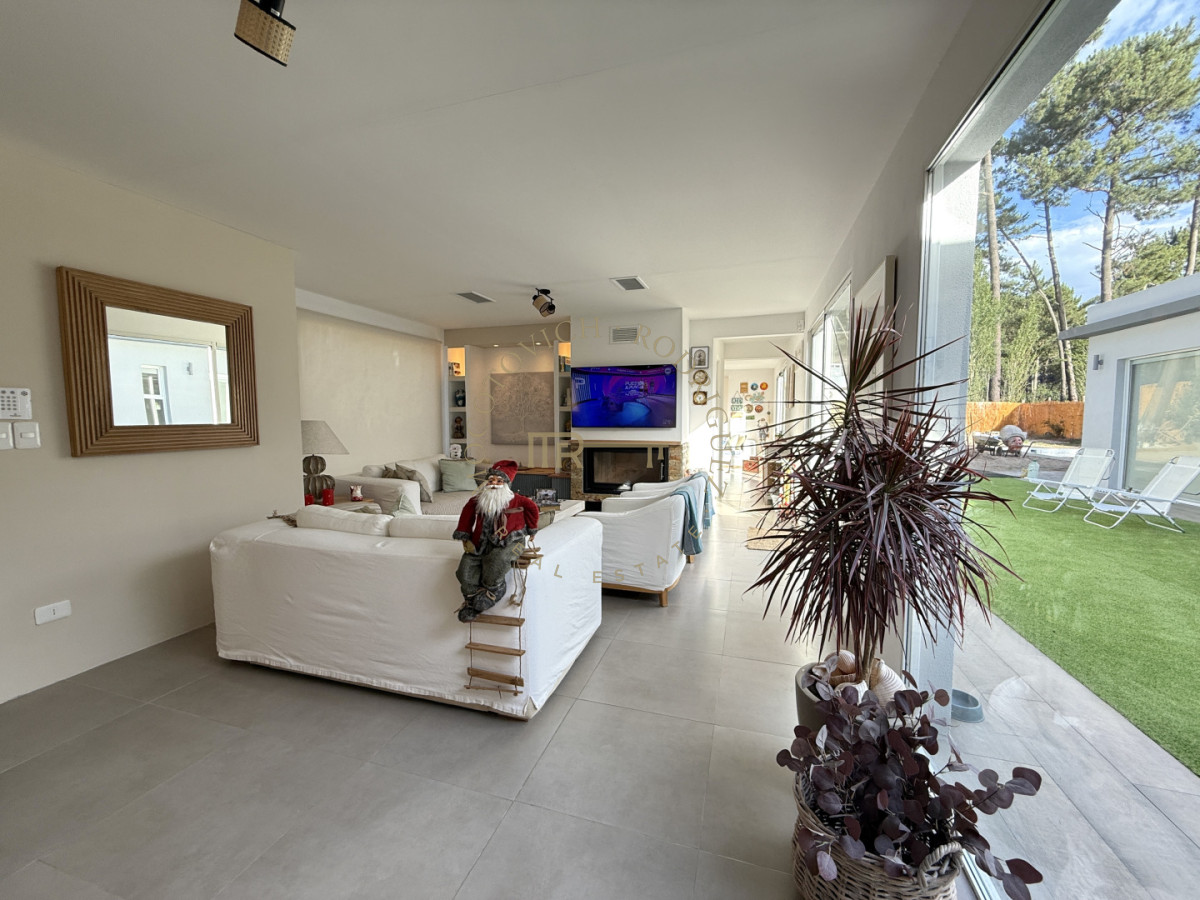 Casa ID.4151 - Casa a estrenar en alquiler de verano. 3 dormitorios piscina y barbacoa 