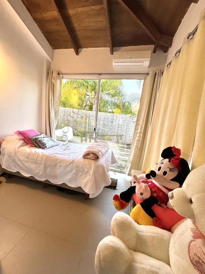 Casa ID.2714 - Casa en Barrio privado en alquiler anual