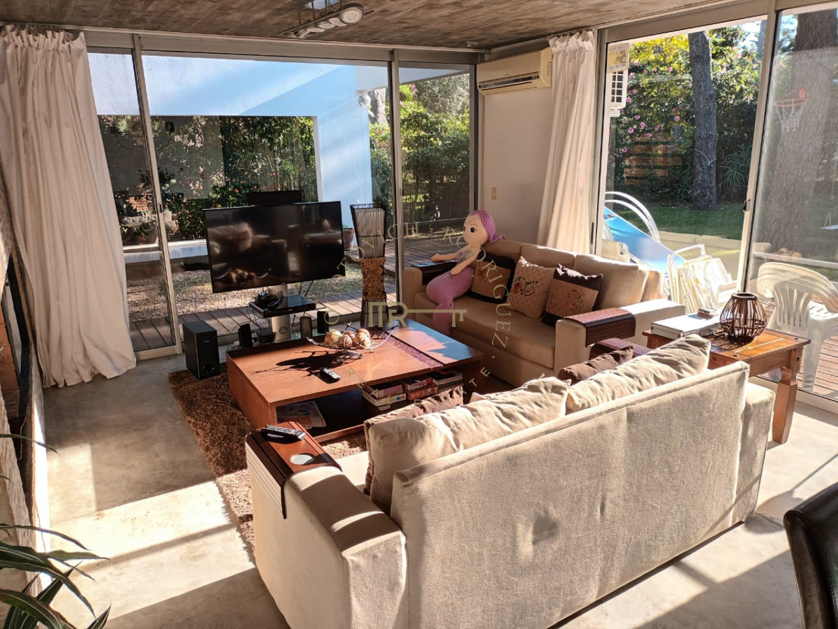 Casa ID.1690 - Venta y alquiler hermosa Casa Zona San Rafael