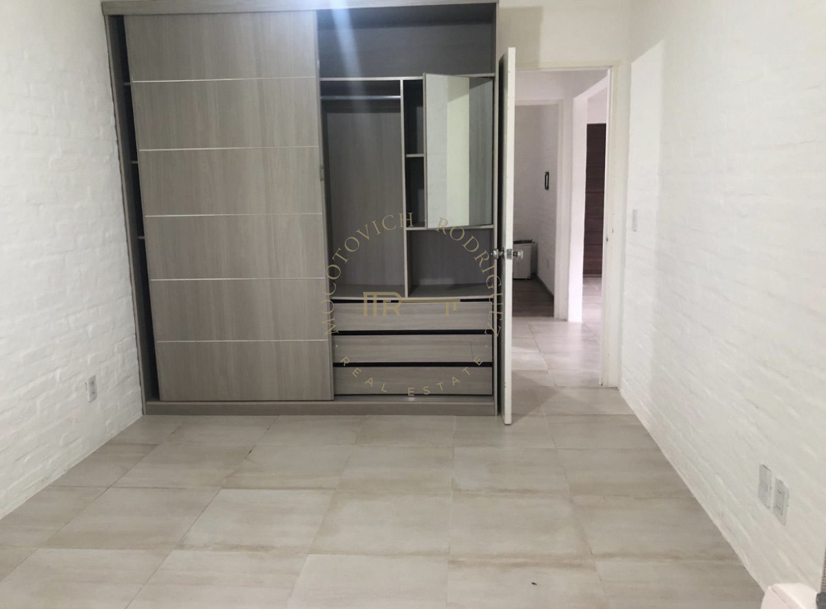 Casa ID.4384 - Casa en venta de 2 dormitorios-La Bota - El Chorro