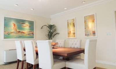 Casa en venta 4 dormitorios, piscina climatizada . Playa mansa. Punta del este.