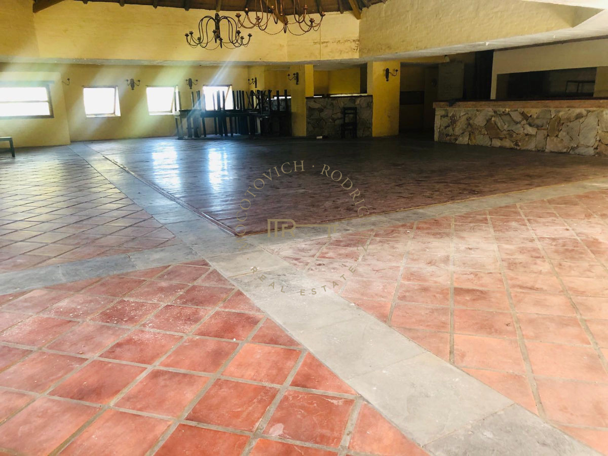 Local Comercial ID.320 - Local gastronómico  en venta- Punta del Este.