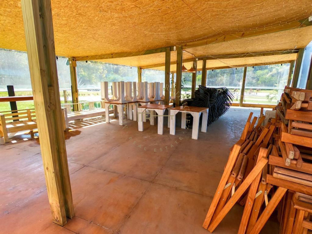 Local Comercial ID.576 - Local - Solanas Punta del este parador