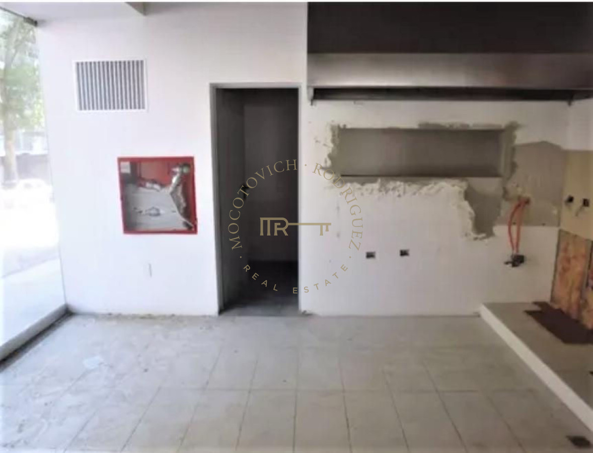 Local Comercial ID.299 - Local - Ciudad Vieja