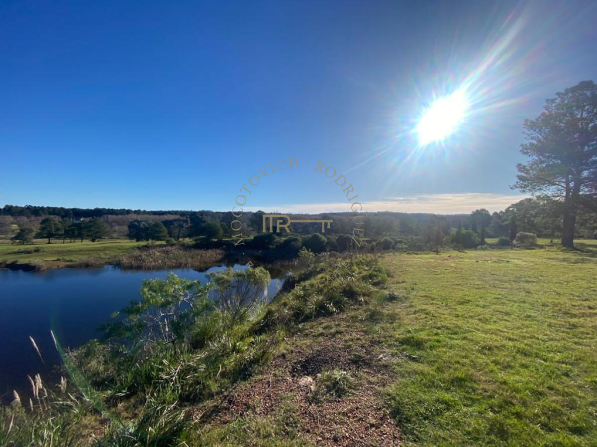 Terreno ID.3789 - Lote de 1000m2 en chacras del Pinar