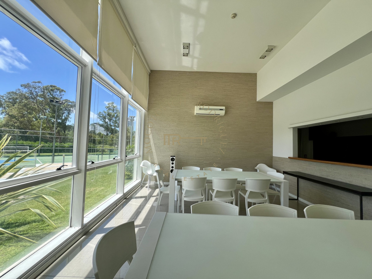 Apartamento ID.89 - Apartamento en venta - 1 Dormitorio 2 baños  Roosevelt Torre One