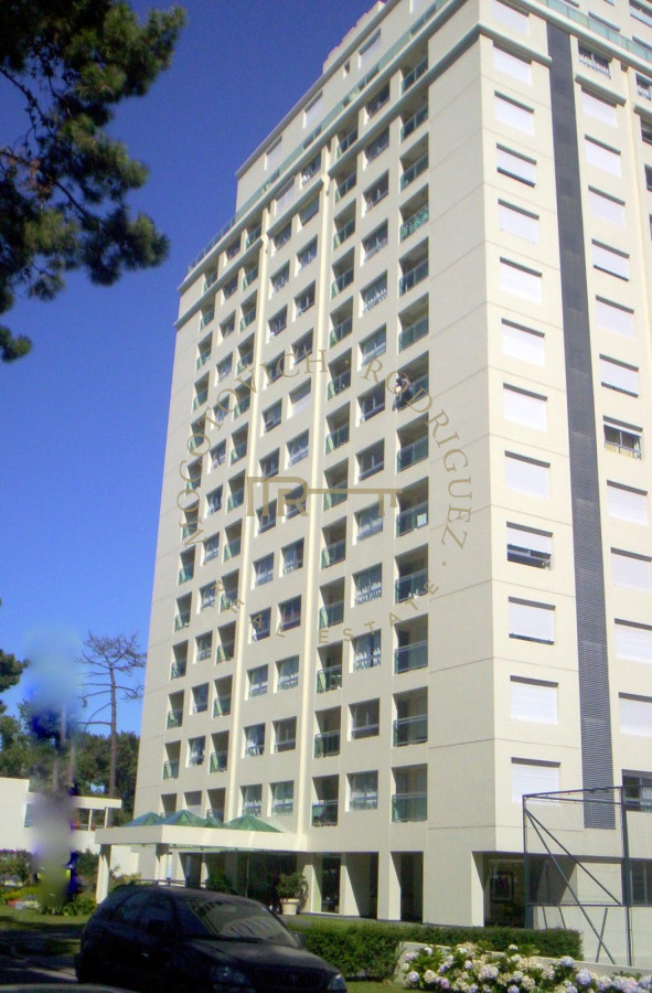 Apartamento ID.4054 - Apartamento en alquiler anual de 1 dormitorio