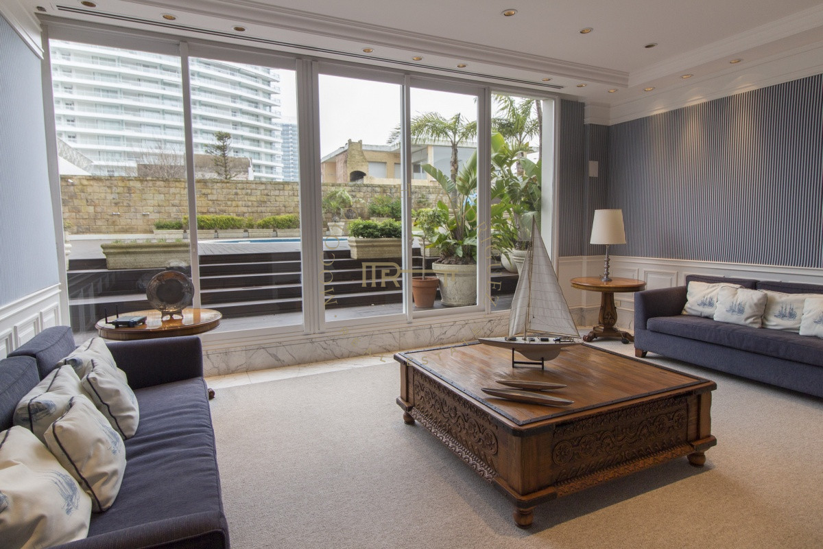 Apartamento ID.289 - Apartamentoen venta  Millenium  3 dormitorios más dep. Playa Mansa Punta del Este.