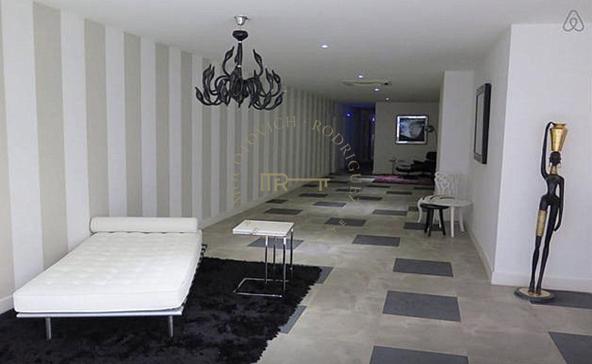 Apartamento ID.4613 - Un dormitorio y medio gran terraza con parrillero en Punta del Este. Full amenities 