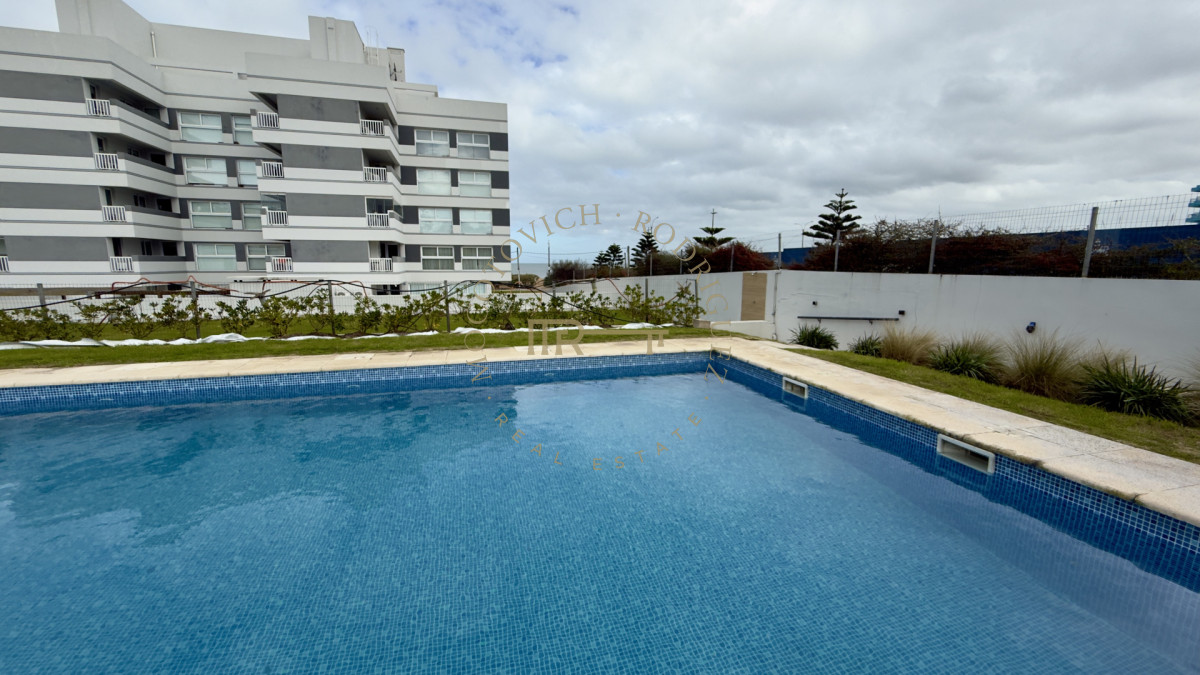 Apartamento ID.4668 - Apartamento 3 dormitorios con dep. de servicio. Vista al mar y amenities. Punta del Este