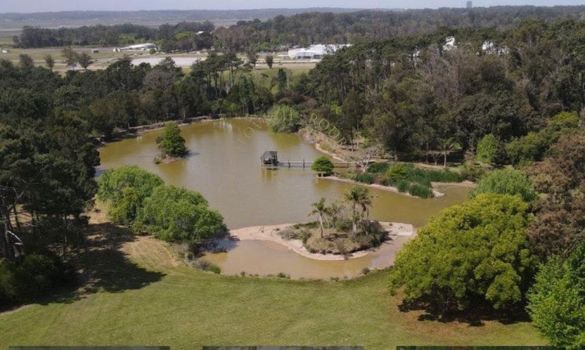 Apartamento ID.6 - Aquarela apartamento en venta de 4 dormitorios  Punta del Este Financia