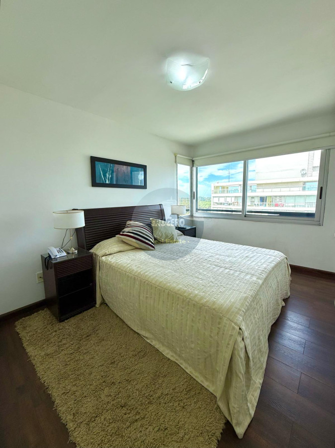 Apartamento ID.6471 - VENTA APARTAMENTO PENTHOUSE 3 DORMITORIOS ROOSEVELT