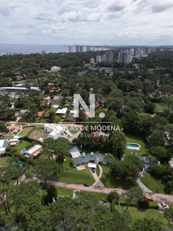 Deauville - GoPunta - Portal Inmobiliario de Punta del Este - Maldonado
