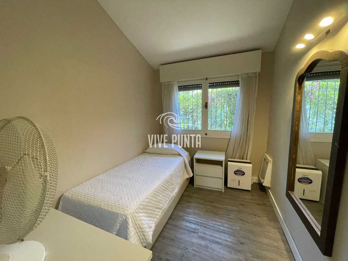 Casa ID.708 - Gran Chalet 4 Dorm + Dep En Mansa A Tan Solo 100 Mts Mar