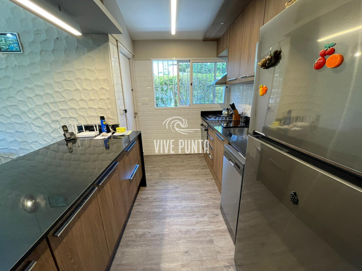 Casa ID.708 - Gran Chalet 4 Dorm + Dep En Mansa A Tan Solo 100 Mts Mar