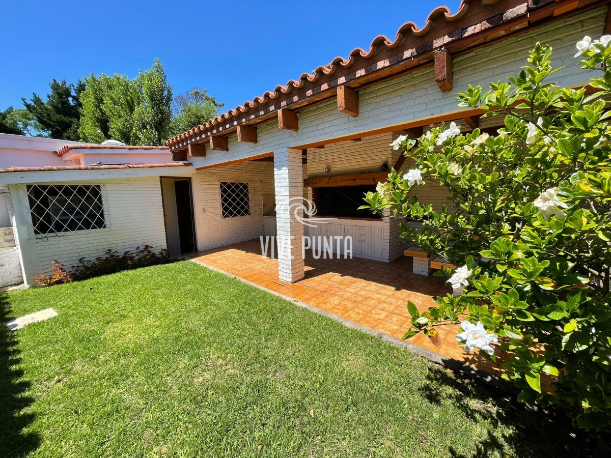 Casa ID.708 - Gran Chalet 4 Dorm + Dep En Mansa A Tan Solo 100 Mts Mar