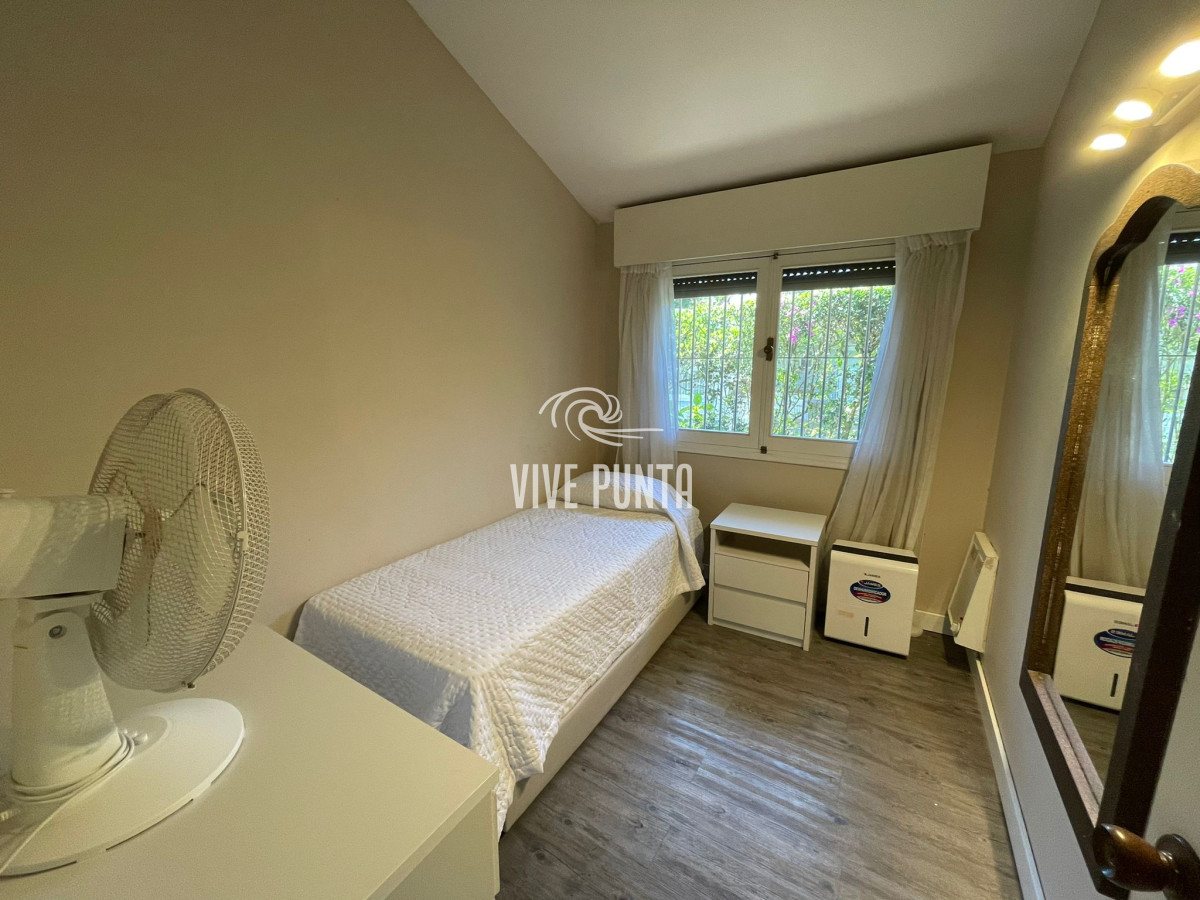Casa ID.708 - Gran Chalet 4 Dorm + Dep En Mansa A Tan Solo 100 Mts Mar
