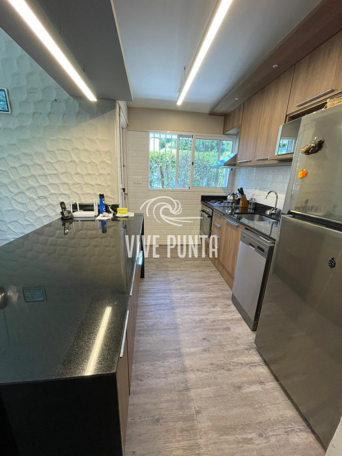 Casa ID.708 - Gran Chalet 4 Dorm + Dep En Mansa A Tan Solo 100 Mts Mar