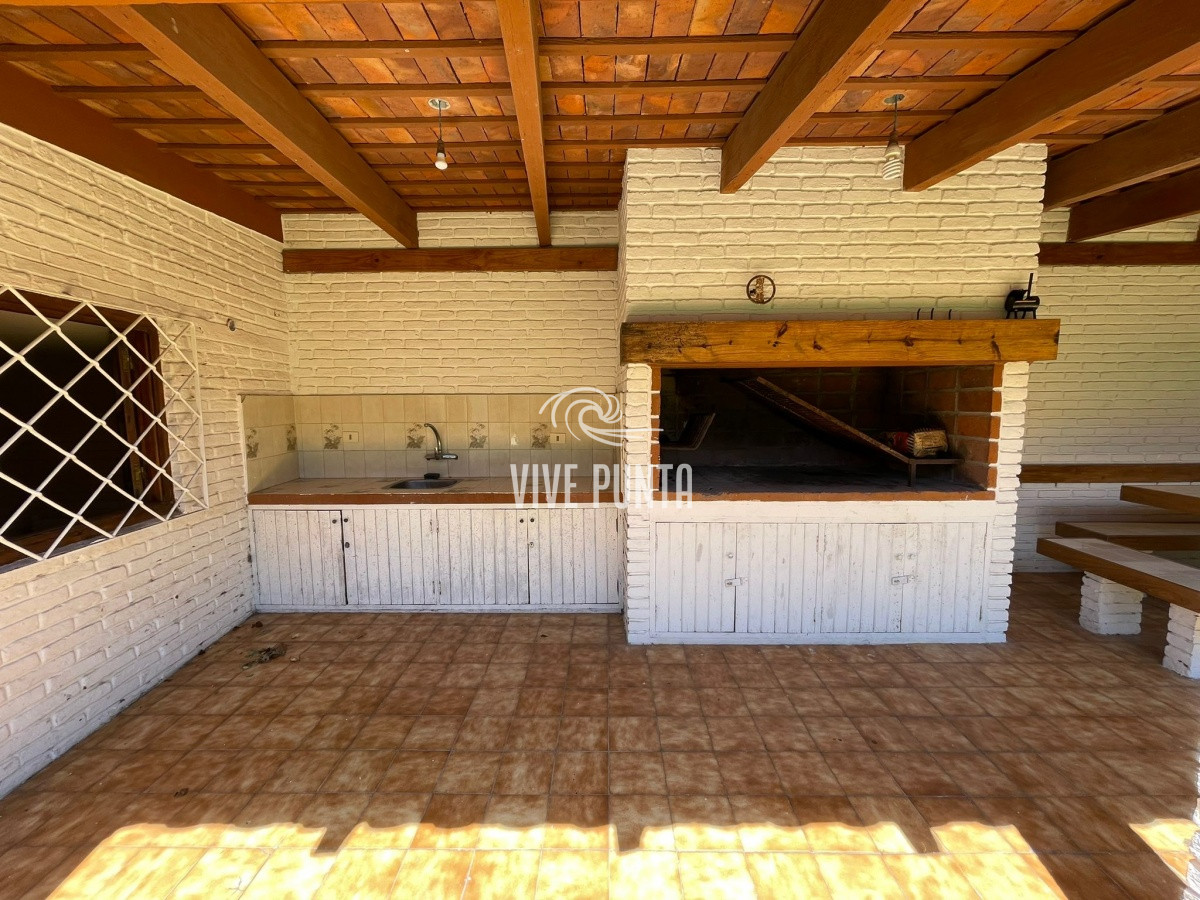 Casa ID.708 - Gran Chalet 4 Dorm + Dep En Mansa A Tan Solo 100 Mts Mar