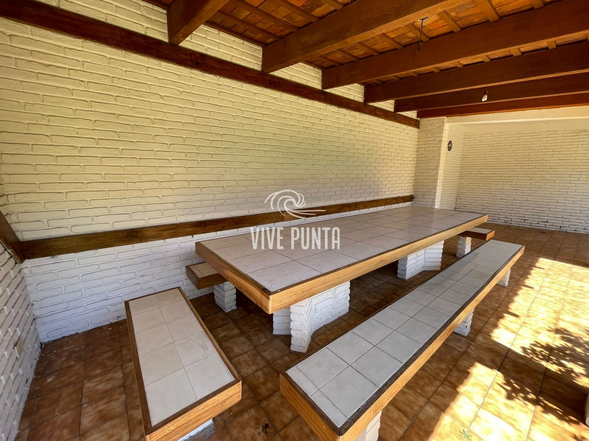 Casa ID.708 - Gran Chalet 4 Dorm + Dep En Mansa A Tan Solo 100 Mts Mar