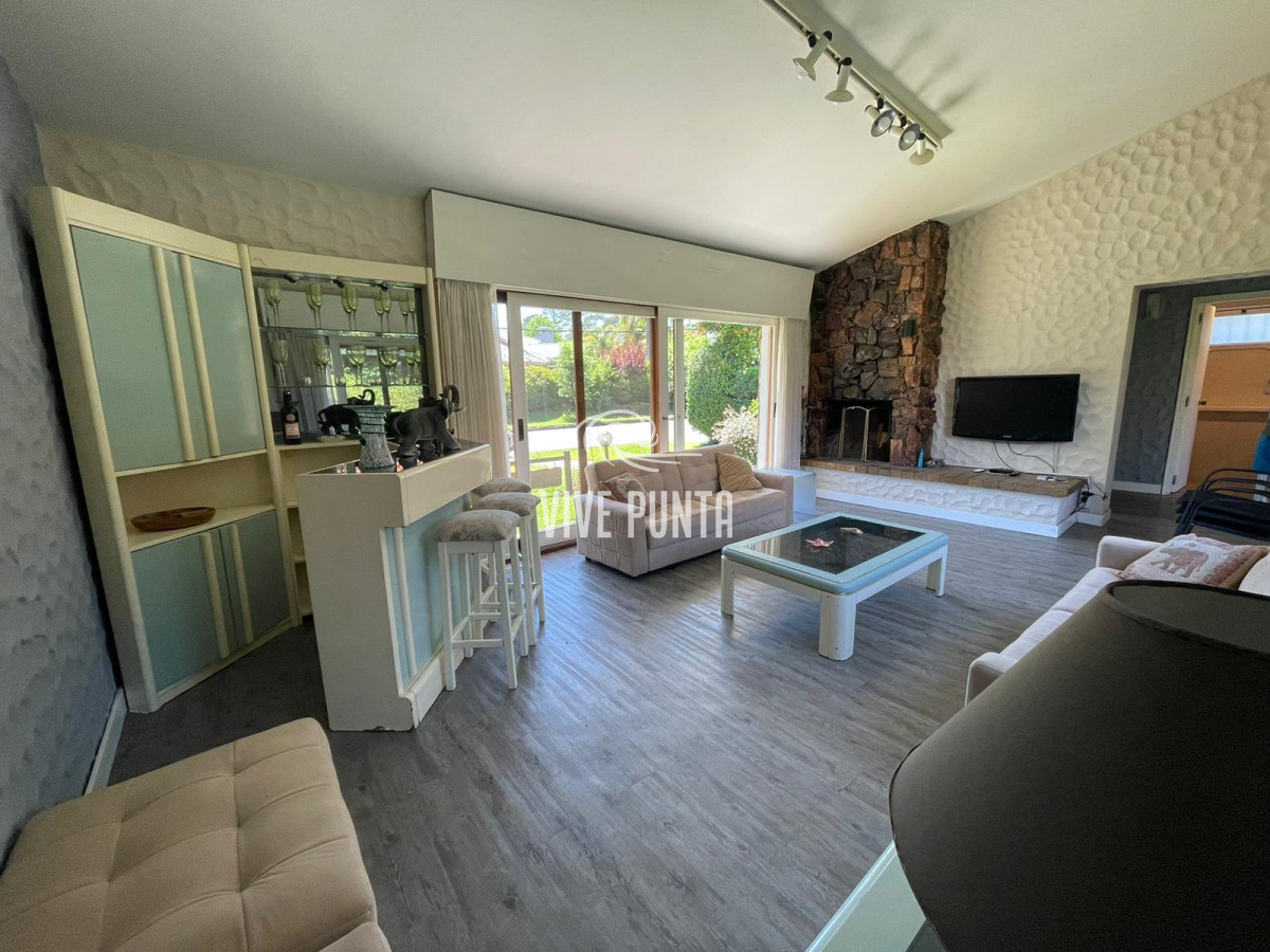 Casa ID.708 - Gran Chalet 4 Dorm + Dep En Mansa A Tan Solo 100 Mts Mar
