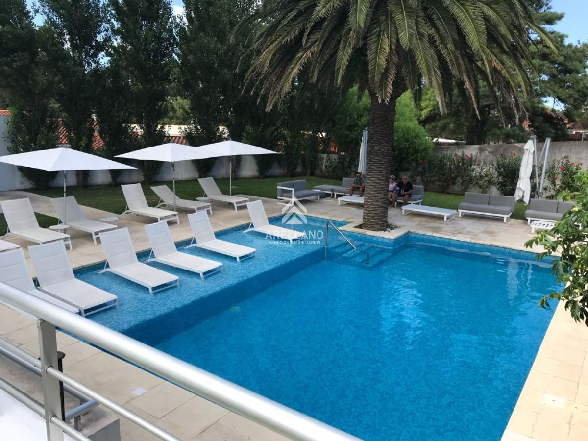Apartamento ID.4517 - Venta Apartamento 3 Dormitorios Av Roosevelt, Punta del Este 