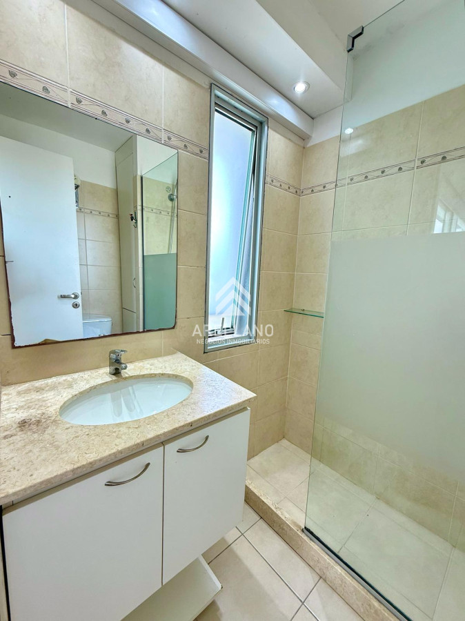 Apartamento ID.4516 - Venta Apartamento Penthouse 3 Dormitorios Punta del Este, Roosevelt  