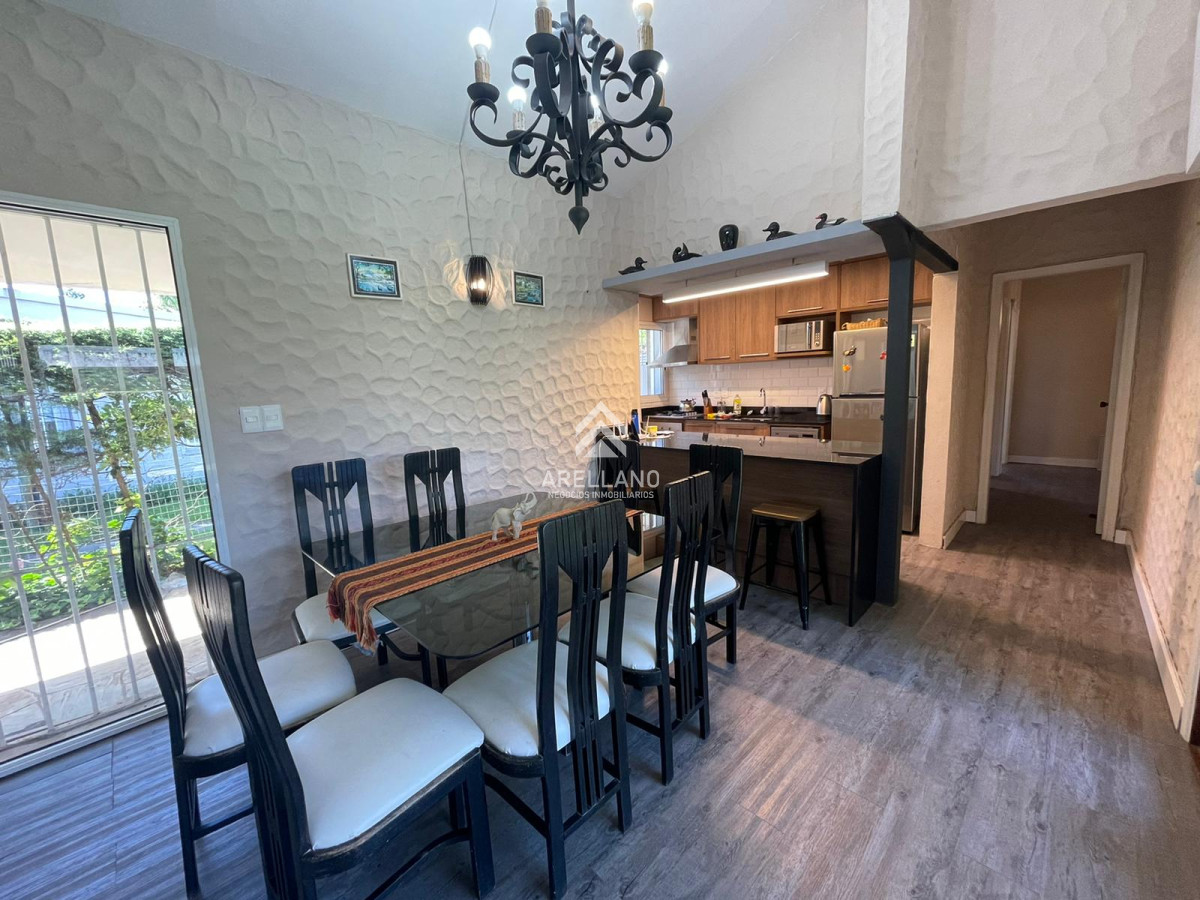 Casa ID.4052 - Gran Chalet 4 Dorm + Dependencia En Mansa A Tan Solo 100 Mts Mar