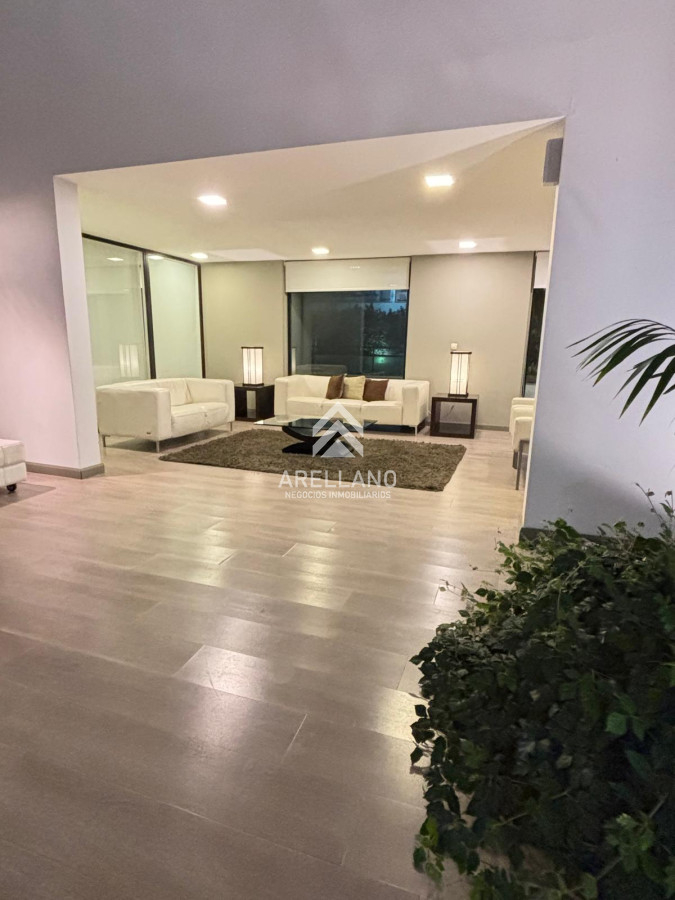 Apartamento ID.4516 - Venta Apartamento Penthouse 3 Dormitorios Punta del Este, Roosevelt  
