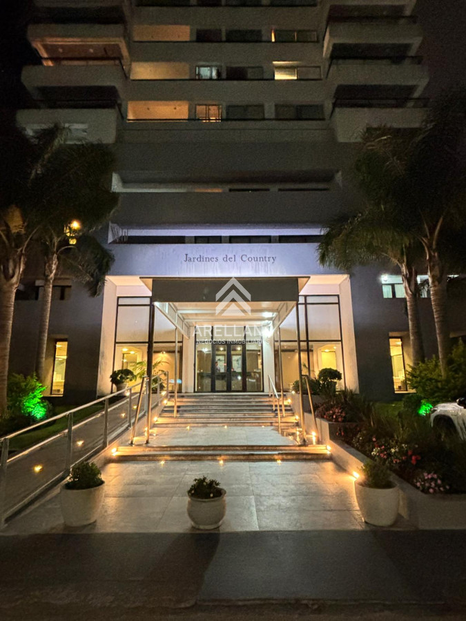 Apartamento ID.4516 - Venta Apartamento Penthouse 3 Dormitorios Punta del Este, Roosevelt  
