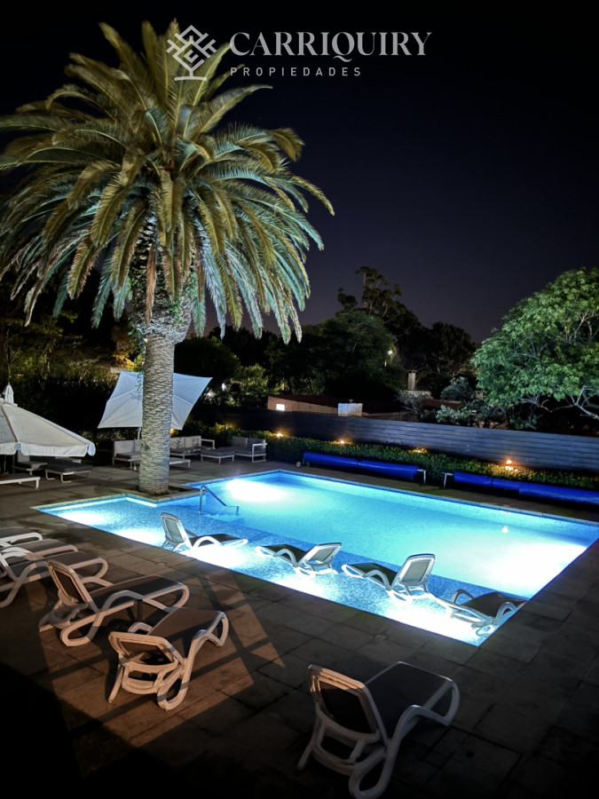 Apartamento ID.10428 - Venta Apartamento 2 Dormitorios Con Gran Terraza En Roosevelt  