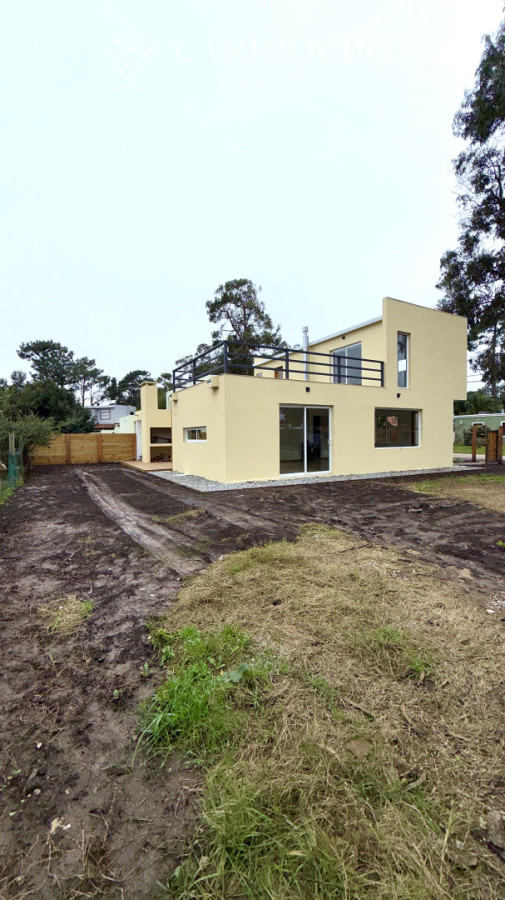 Casa ID.10424 - Dúplex a Estrenar - Dos Casas Independientes en PH 3 Dormitorios Pinares, Punta del Este  