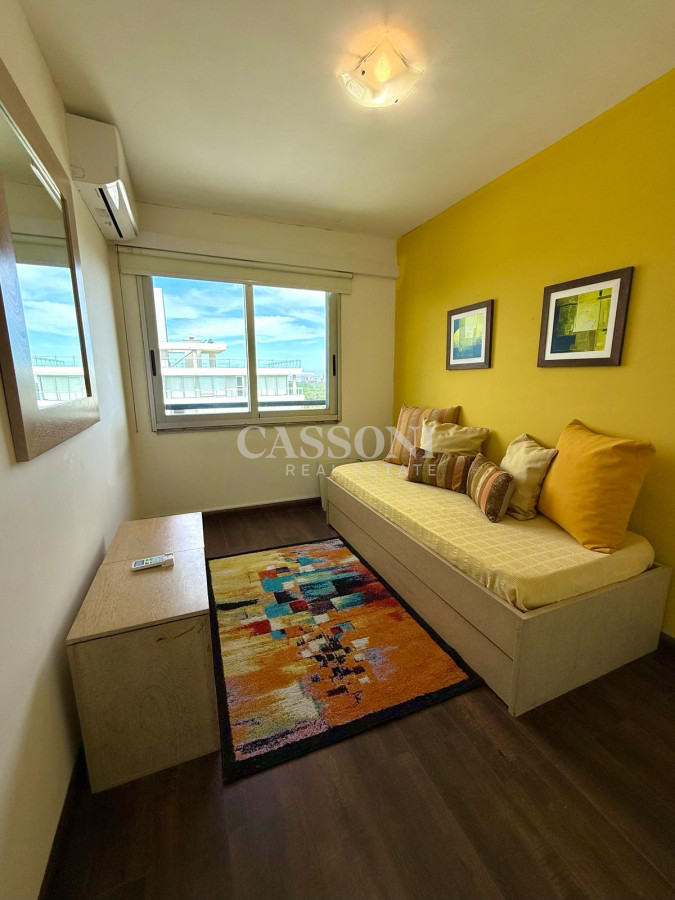 Apartamento ID.4778 - Venta Apartamento Penthouse 3 Dormitorios Punta del Este, Roosevelt  