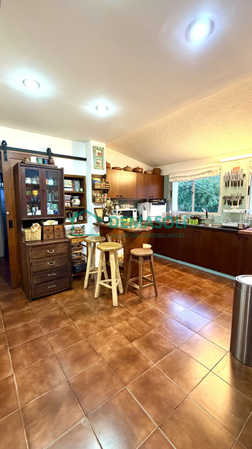 Casa ID.1493 - Casa Chalet 3 Dormitorios Con Piscina Y Amplia Barbacoa Pinares, Punta del Este 