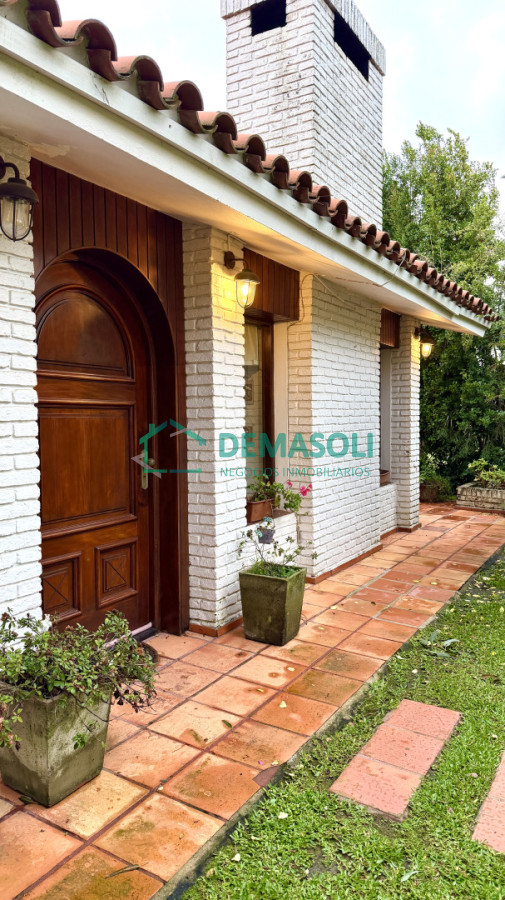 Casa ID.1493 - Casa Chalet 3 Dormitorios Con Piscina Y Amplia Barbacoa Pinares, Punta del Este 
