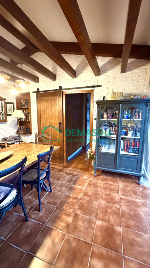 Casa ID.1493 - Casa Chalet 3 Dormitorios Con Piscina Y Amplia Barbacoa Pinares, Punta del Este 