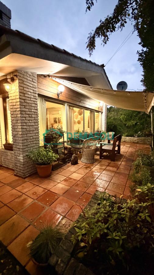 Casa ID.1493 - Casa Chalet 3 Dormitorios Con Piscina Y Amplia Barbacoa Pinares, Punta del Este 