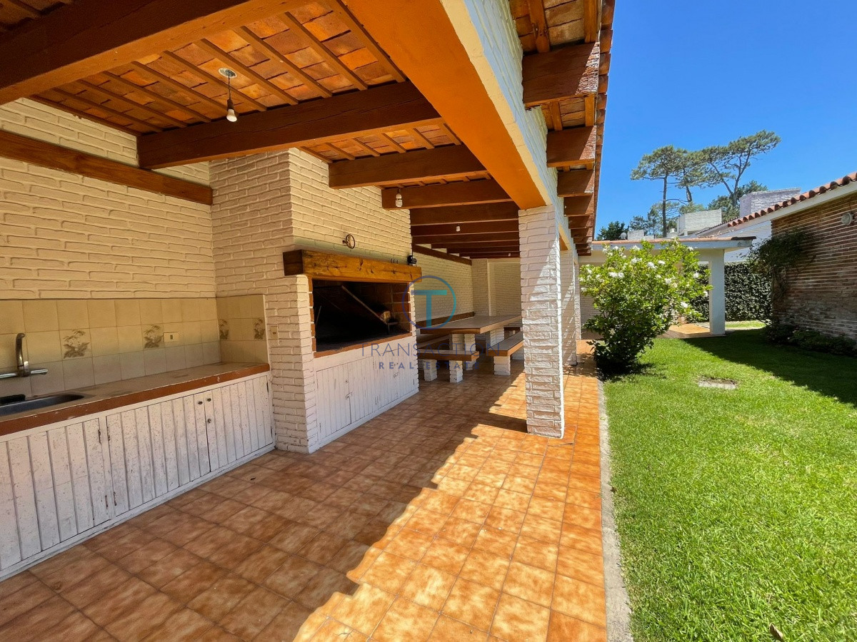 Casa ID.214/El-Atajo - CASA EN VENTA Y ALQUILER 