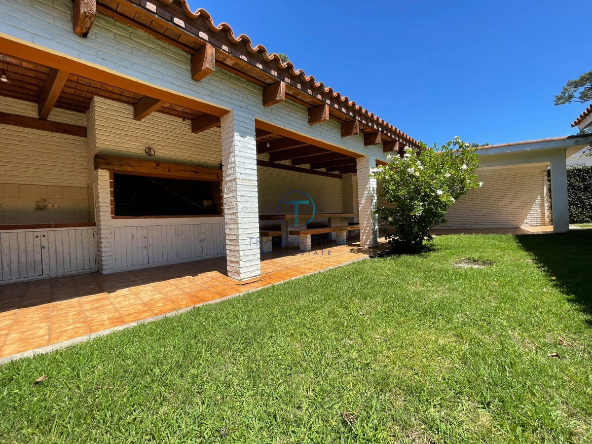 Casa ID.214/El-Atajo - CASA EN VENTA Y ALQUILER 